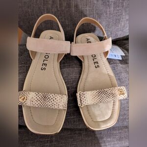 Aerosoles Bruna Leather 8 NWT Sandals